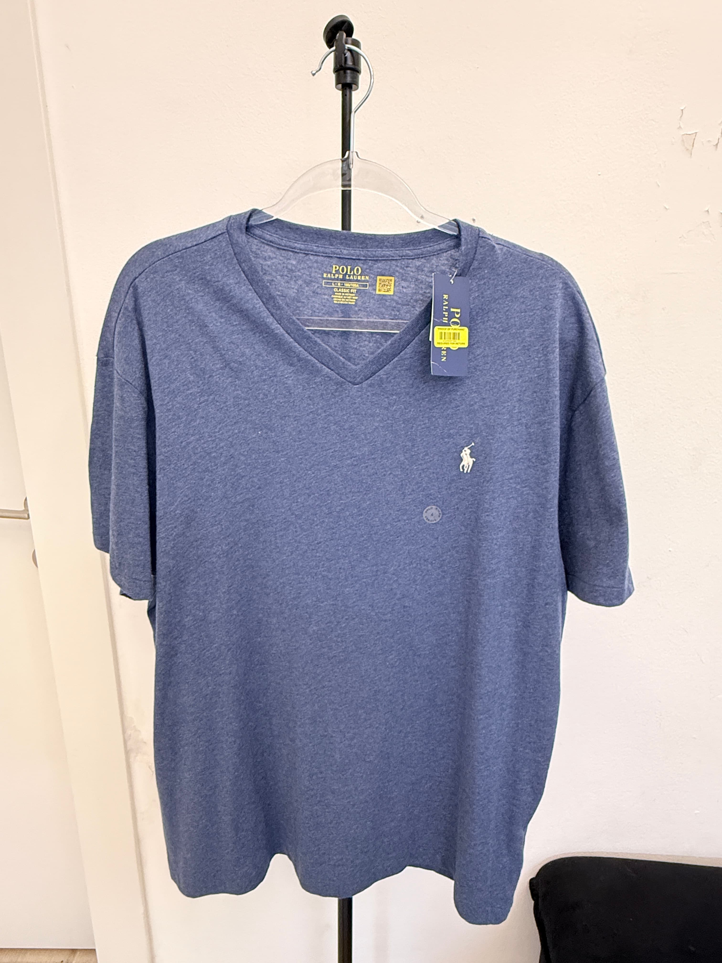 טי שירט צווארון וי כחול · Polo Ralph Lauren